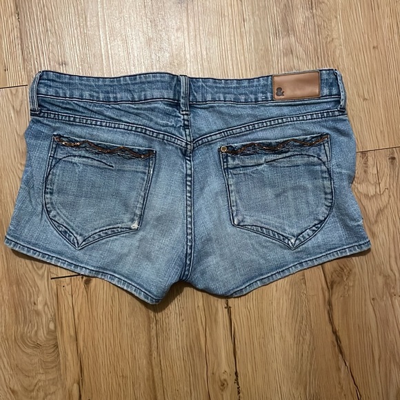 Low Waist Jean Denim shorts - Picture 2 of 4